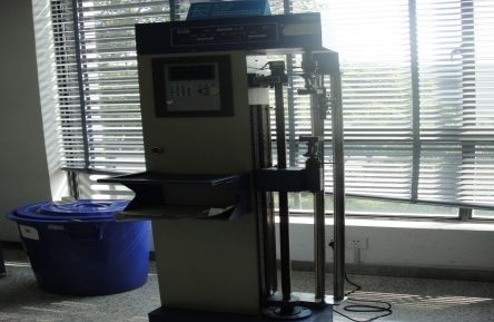 電子拉力試驗機